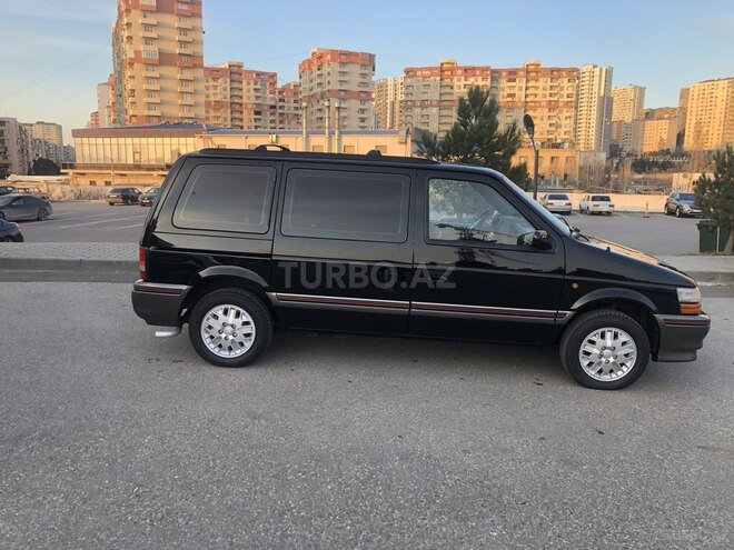 Chrysler Voyager-14