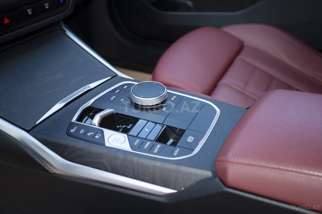 BMW 330e 2023, 42,000 km - 2.0 l - Bakı