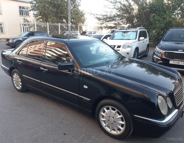 Mercedes E 280 1998, 450,000 km - 2.8 l - Bakı