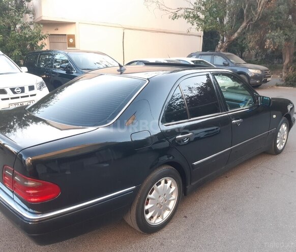 Mercedes E 280 1998, 450,000 km - 2.8 l - Bakı