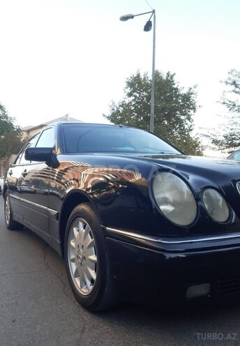 Mercedes E 280 1998, 450,000 km - 2.8 l - Bakı