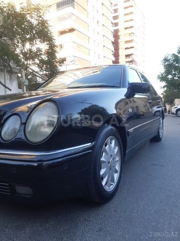 Mercedes E 280 1998, 450,000 km - 2.8 l - Bakı