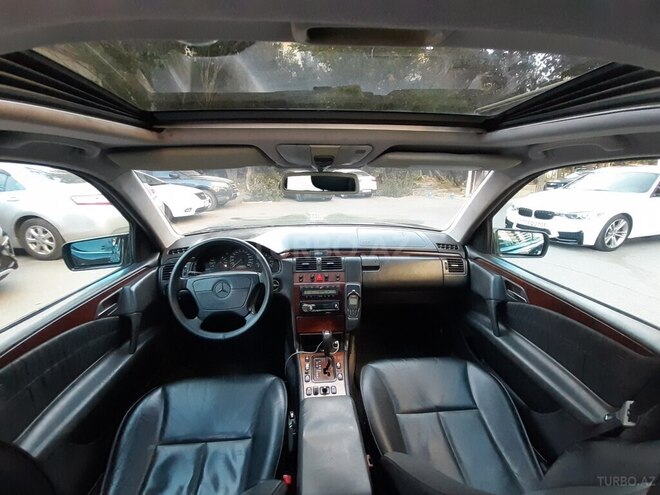 Mercedes E 280 1998, 450,000 km - 2.8 l - Bakı
