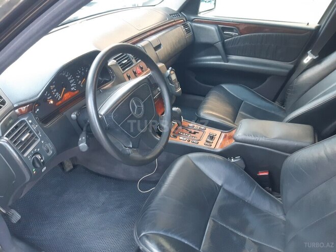 Mercedes E 280 1998, 450,000 km - 2.8 l - Bakı