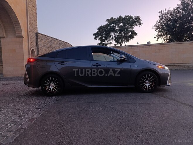 Toyota Prius Prime 2021, 29,000 km - 1.8 l - Bakı
