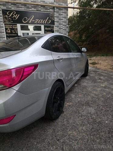 Hyundai Accent 2014, 448,328 km - 1.6 л - Bakı