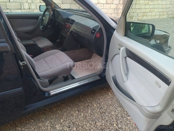 Mercedes C 180 1997, 363,000 km - 1.8 l - Bakı