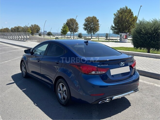 Hyundai Elantra 2015, 189,903 km - 1.8 l - Bakı