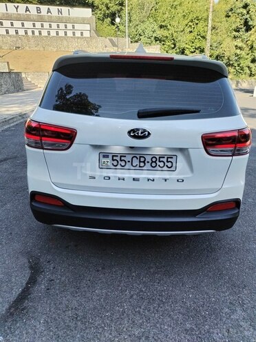 Kia Sorento-2