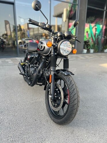 Royal Enfield Hunter 350-2