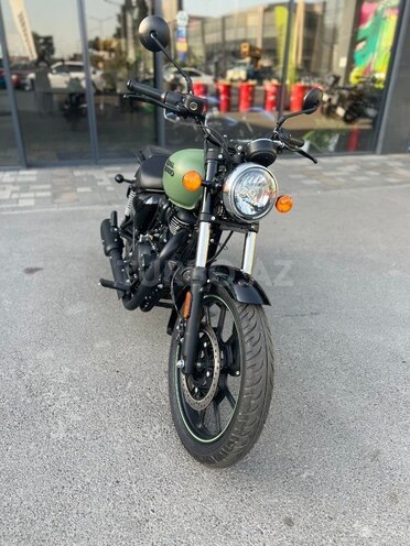 Royal Enfield Meteor 350-3