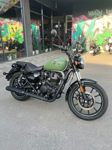 Royal Enfield Meteor 350-1