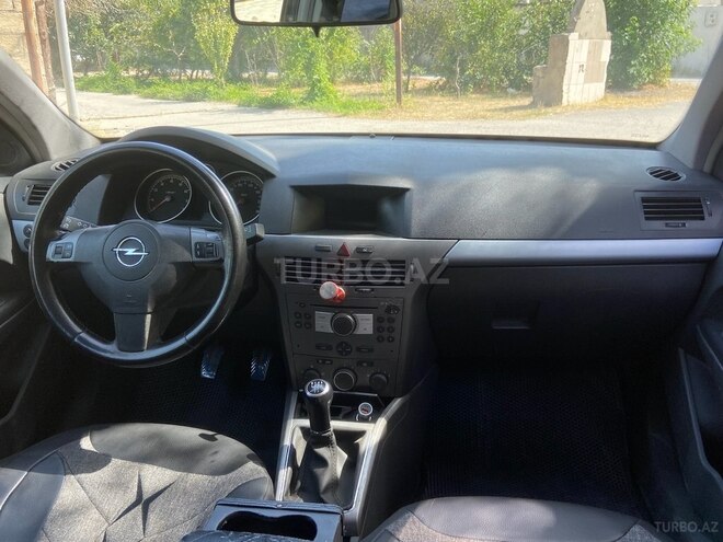 Opel Astra 2005, 300,000 km - 1.4 l - Sumqayıt