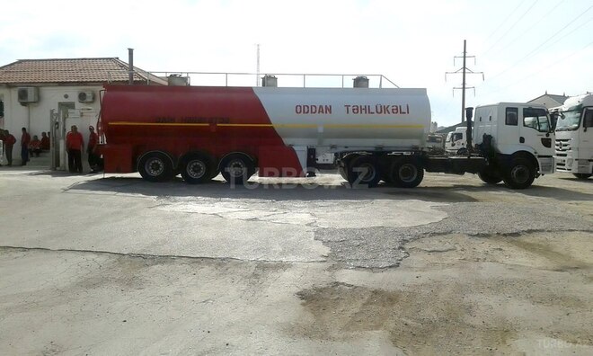 Ford Cargo-3