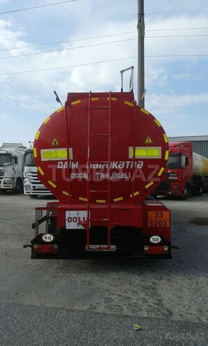 Ford Cargo-4