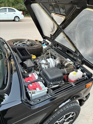 LADA (VAZ) Niva 2023, 60,000 km - 1.7 l - Gəncə