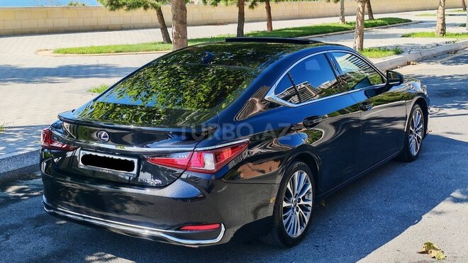 Lexus ES 300h 2021, 56,000 km - 2.5 л - Bakı