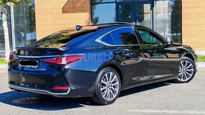 Lexus ES 300h 2021, 56,000 km - 2.5 л - Bakı