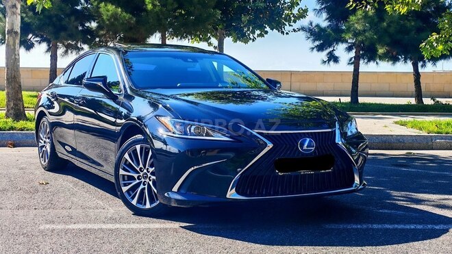 Lexus ES 300h 2021, 56,000 km - 2.5 л - Bakı