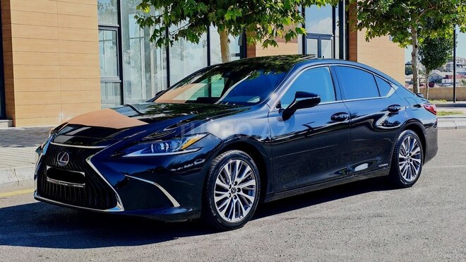 Lexus ES 300h 2021, 56,000 km - 2.5 л - Bakı