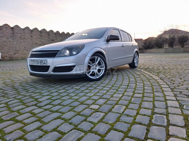 Opel Astra 2004, 330,000 km - 1.4 л - Bakı