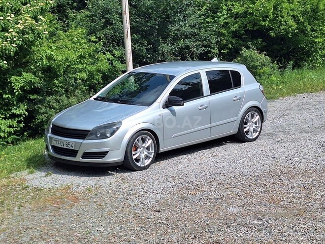 Opel Astra 2004, 330,000 km - 1.4 л - Bakı