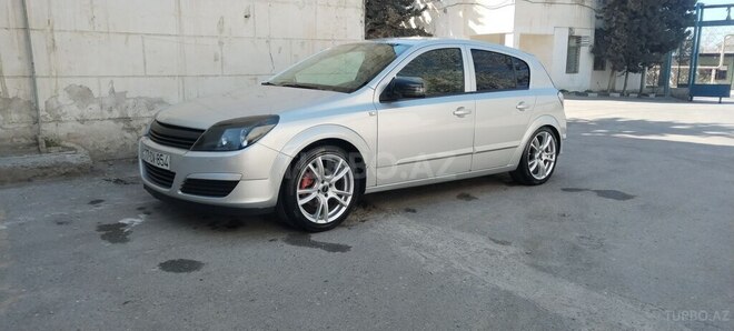 Opel Astra 2004, 330,000 km - 1.4 л - Bakı