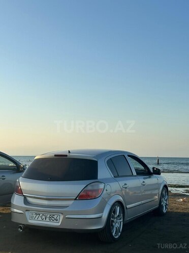 Opel Astra 2004, 330,000 km - 1.4 л - Bakı