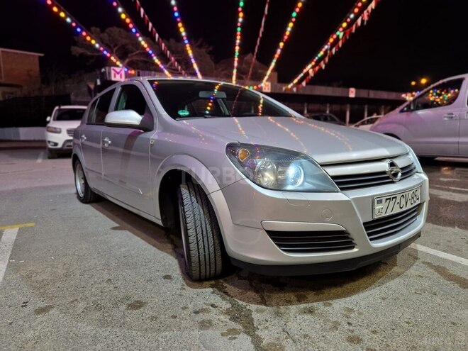 Opel Astra 2004, 330,000 km - 1.4 л - Bakı