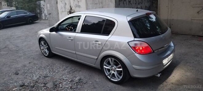 Opel Astra 2004, 330,000 km - 1.4 л - Bakı