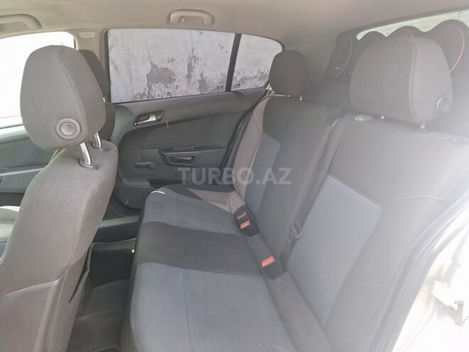 Opel Astra 2004, 330,000 km - 1.4 л - Bakı