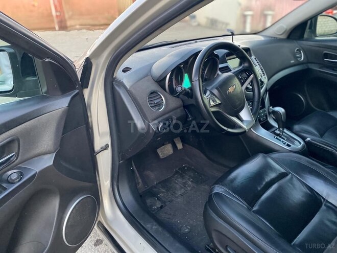 Chevrolet Cruze 2011, 215,000 km - 1.4 l - Gəncə