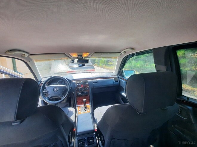 Mercedes E 240 1999, 287,207 km - 2.4 л - Quba