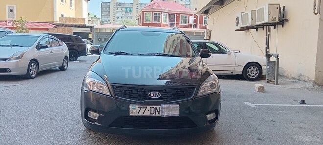 Kia  2011, 343,300 km - 1.6 l - Bakı