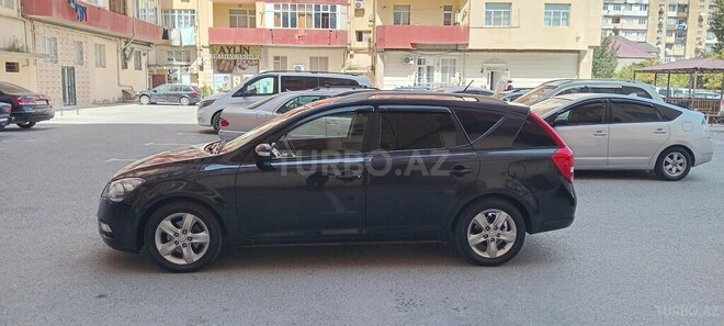 Kia  2011, 343,300 km - 1.6 l - Bakı
