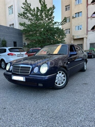 Mercedes E 240 1998, 450,000 km - 2.4 l - Xırdalan