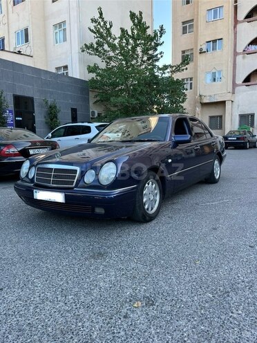 Mercedes E 240 1998, 450,000 km - 2.4 l - Xırdalan