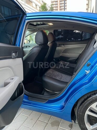Hyundai Elantra 2018, 46,671 km - 2.0 l - Bakı