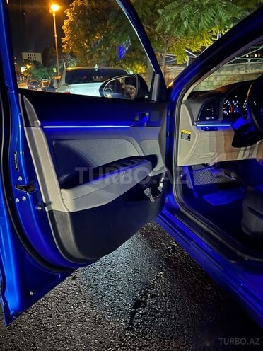 Hyundai Elantra 2018, 46,671 km - 2.0 l - Bakı