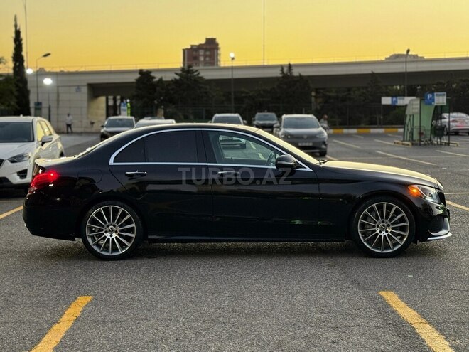 Mercedes C 300 2017, 61,000 km - 2.0 l - Bakı