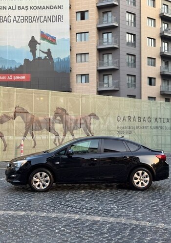Opel Astra 2018, 39,000 km - 1.4 l - Bakı