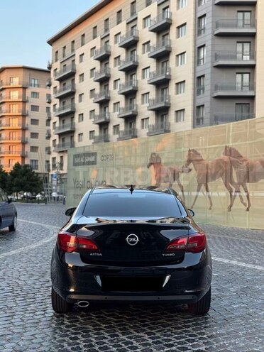 Opel Astra 2018, 39,000 km - 1.4 l - Bakı