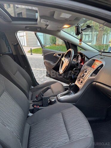 Opel Astra 2018, 39,000 km - 1.4 l - Bakı