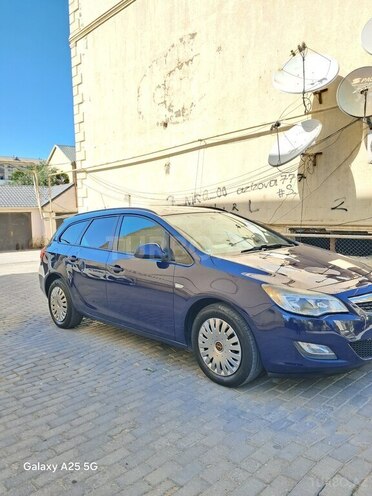 Opel Astra 2011, 265,000 km - 1.3 l - Bakı