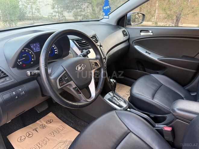 Hyundai Accent 2015, 174,000 km - 1.4 l - Bakı