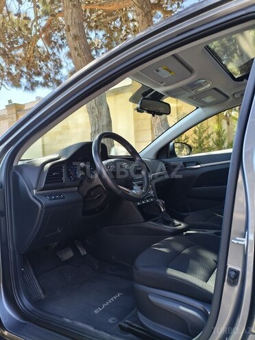 Hyundai Elantra 2020, 52,612 km - 2.0 л - Bakı