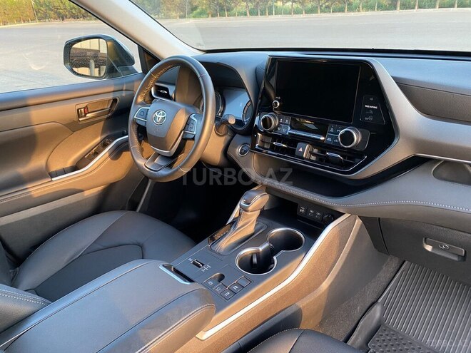 Toyota Highlander 2023, 37,777 km - 2.5 l - Bakı