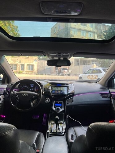 Hyundai Elantra 2011, 221,000 km - 1.8 l - Bakı