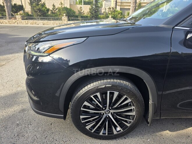 Toyota Highlander 2023, 50,000 km - 2.5 l - Bakı