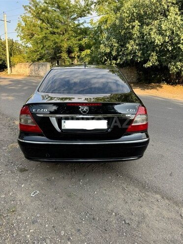 Mercedes E 220 2007, 500,000 km - 2.2 l - Qazax
